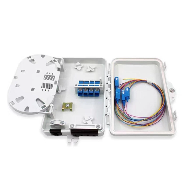 Power supply and distribution from the distribution box